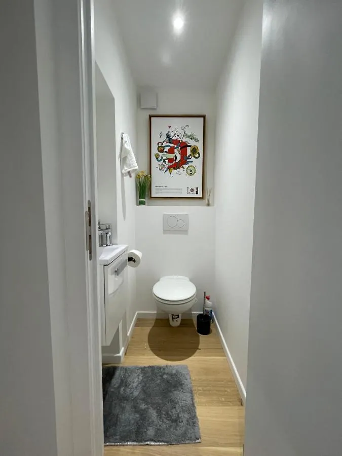 Apartment Duplex 2 Chambres Brussels 0*,  Belgium